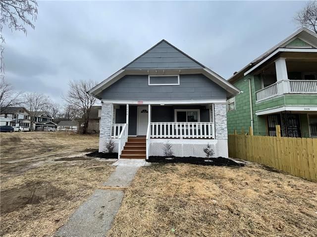 2404 E 35th St, Kansas City, MO 64109