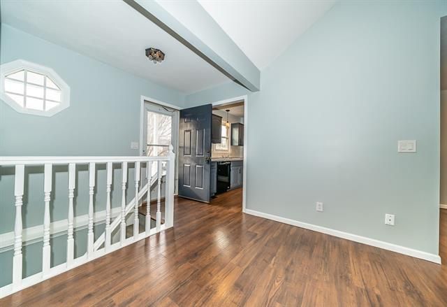 6521 Sioux Dr, Kansas City, MO 64152