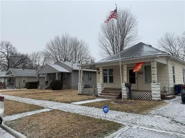 115 E 21st St, Pittsburg, KS 66762