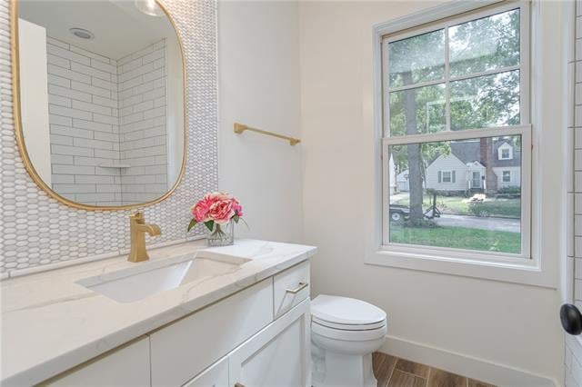 2914 W 51st St, Westwood, KS 66205