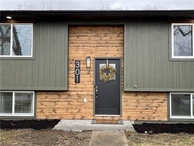 301 Reed Ave, Osawatomie, KS 66064