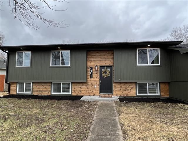 301 Reed Ave, Osawatomie, KS 66064
