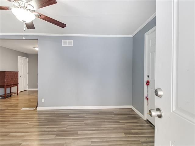 3044 S 9th Ter, Kansas City, KS 66103