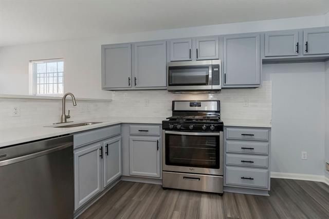 3918 Wayne Ave, Kansas City, MO 64110