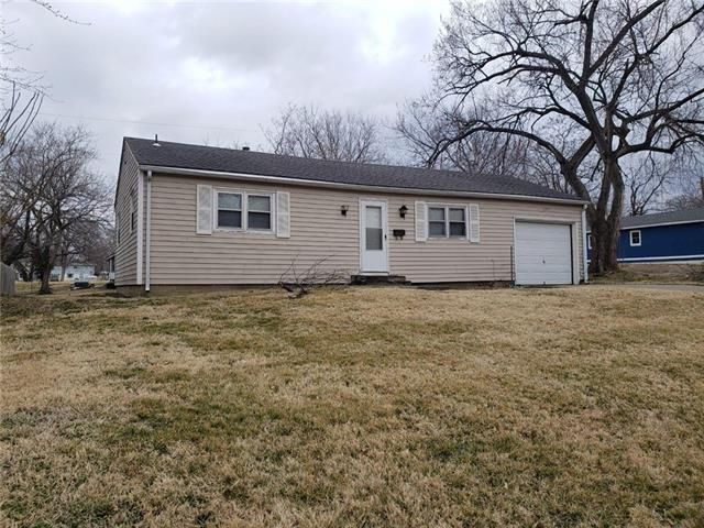 327 W Culton St, Warrensburg, MO 65093