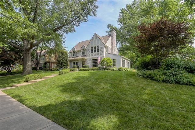 600 W 69th St, Kansas City, MO 64113