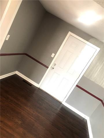 3018 E Meyer Blvd, Kansas City, MO 64132