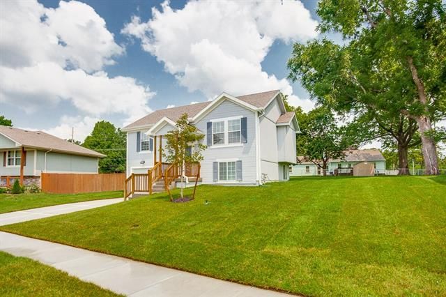 3708 34th Ter, Kansas City, MO 64117