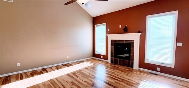 573 NW 11 Rd, Warrensburg, MO 64093
