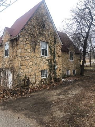 1030 Maine St, Lawrence, KS 66044
