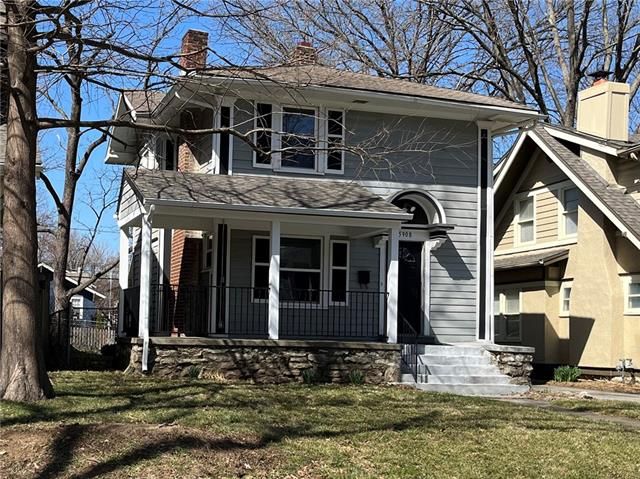 5908 Cherry St, Kansas City, MO 64110
