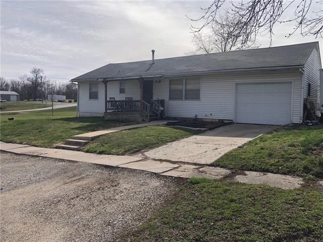 719 Avalon St, Trenton, MO 64683