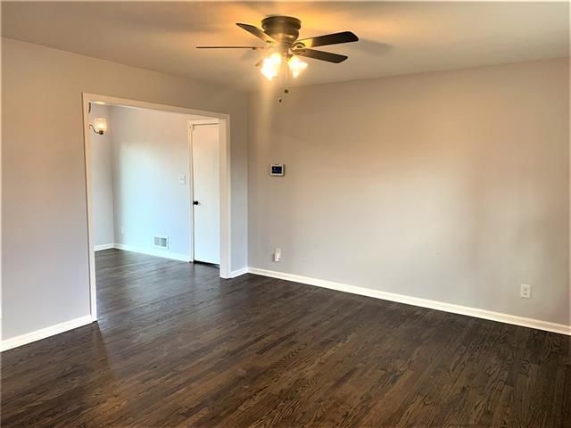 8708 E 110th St, Kansas City, MO 64134