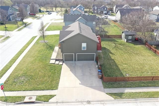 504 Secretariat St, Raymore, MO 64083