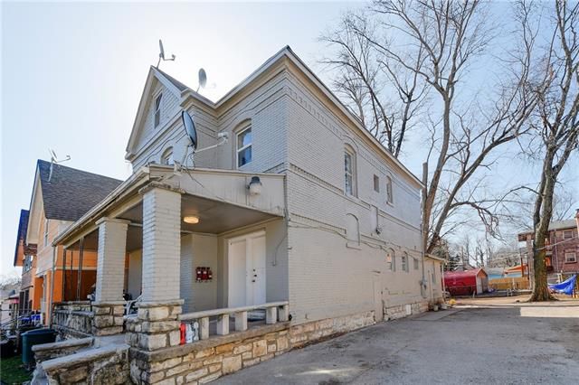 3407 E 7th St N, Kansas City, MO 64124