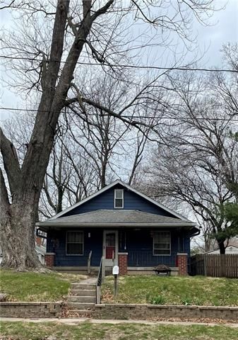 1204 N Main St, Independence, MO 64050