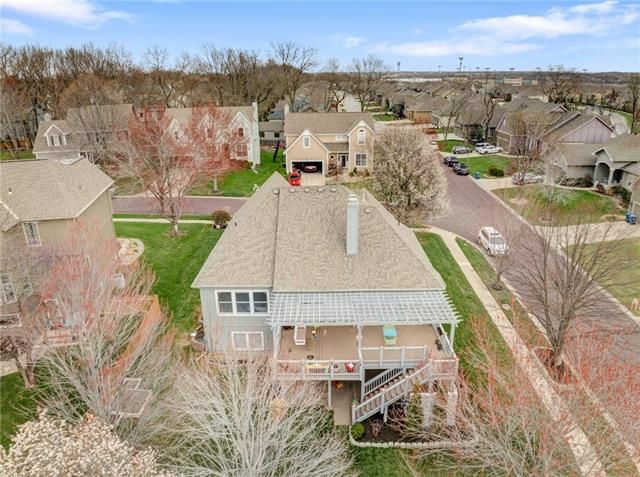 10703 W 132nd Ter, Overland Park, KS 66213