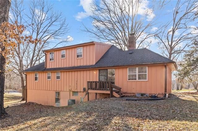 8128 E 74 St, Kansas City, MO 64133