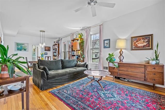 4021 Holmes St, Kansas City, MO 64110
