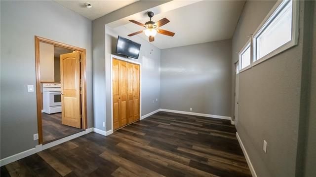 1016 N 19th St, St Joseph, MO 64501