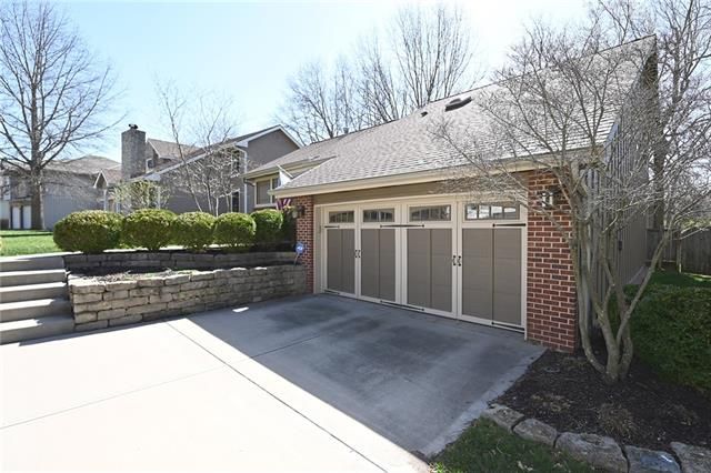 6205 NW 65th St, Kansas City, MO 64151