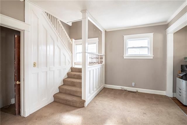 2647 Victor St, Kansas City, MO 64128