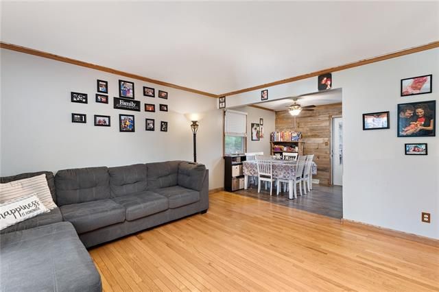 1158 NE 84th Ter, Kansas City, MO 64155