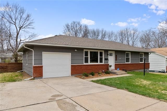 8000 E 89th St, Kansas City, MO 64138