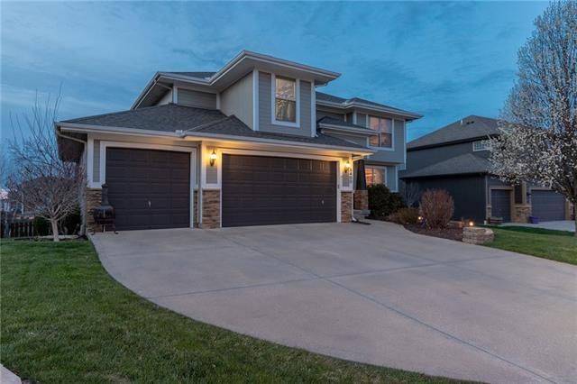 8400 NE 102 Ter, Kansas City, MO 64157