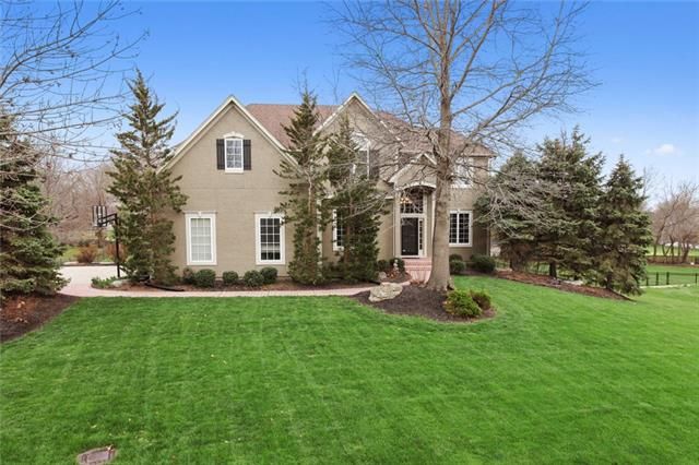11751 W 147th St, Overland Park, KS 66062