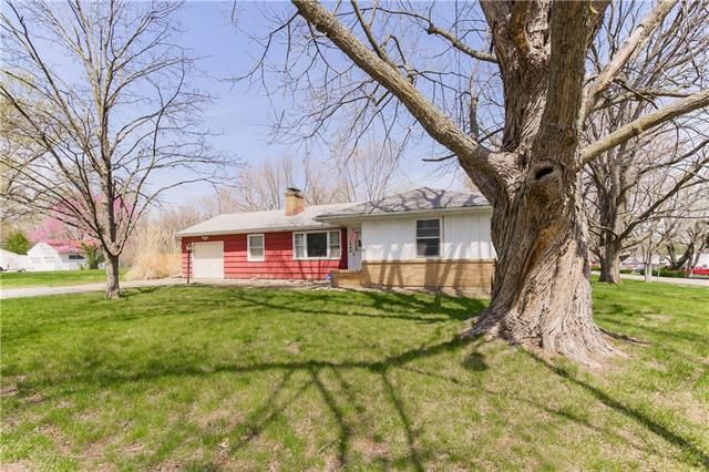 7400 E 105 St, Kansas City, MO 64134