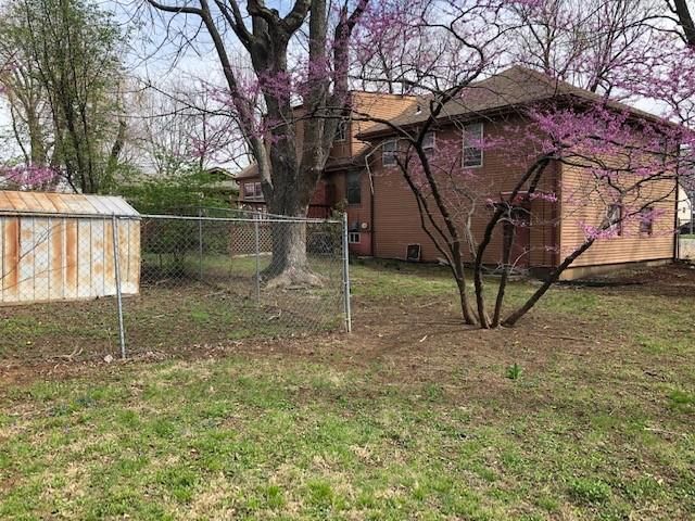 6108 E 107th Ter, Kansas City, MO 64134