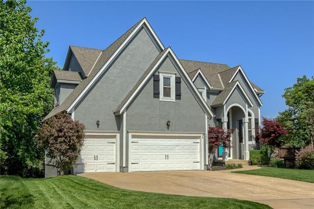 14332 Bond St, Overland Park, KS 66221