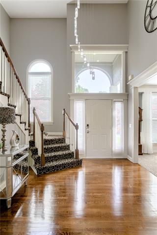 14332 Bond St, Overland Park, KS 66221