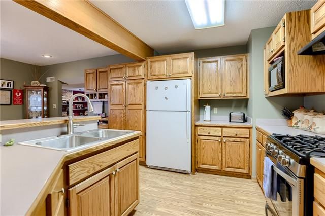 4807 Appleton Ave, Kansas City, MO 64133