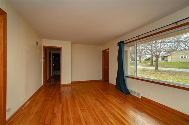 2508 Montana St, Lawrence, KS 66046