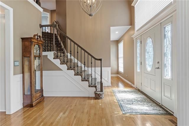9012 W 148th St, Overland Park, KS 66221