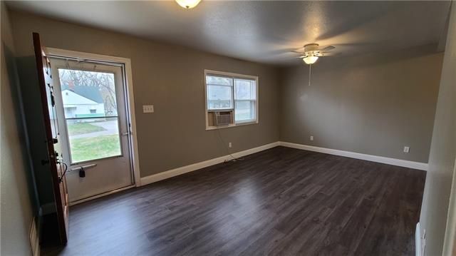 7100 Lydia Ave, Kansas City, MO 64131
