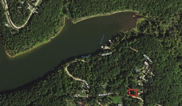 27689 Walnut Rd, Urbana, MO 65767