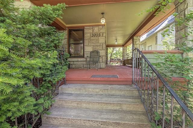 3703 Holmes St, Kansas City, MO 64109