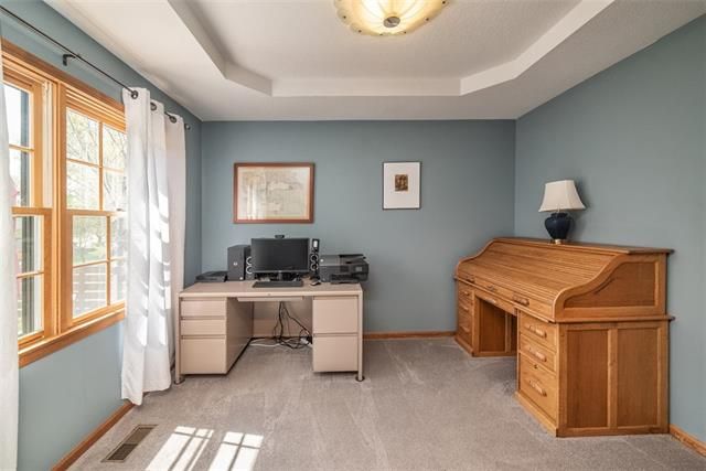 4121 Goldfield St, Lawrence, KS 66049