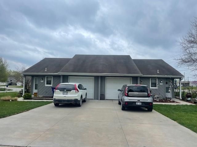 1001 E 26th St, Lawrence, KS 66046