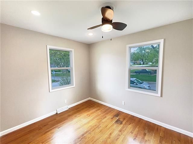 5000 N Manchester Ave, Kansas City, MO 64119