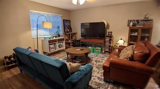 1505 W 25th Unit B 6 Ct, Lawrence, KS 66046