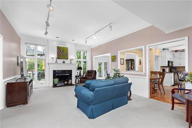 11520 Lowell St, Overland Park, KS 66210