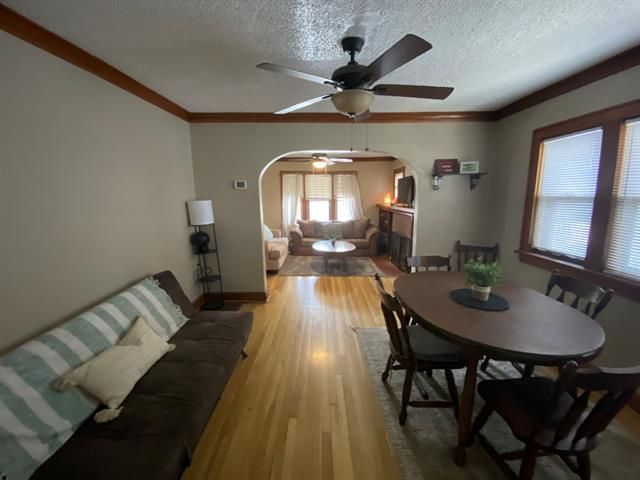 5605 Charlotte St, Kansas City, MO 64110