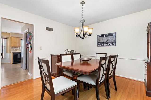 10330 Long St, Overland Park, KS 66215