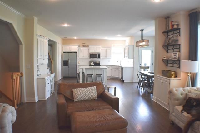 8632 N Eastern Ave, Kansas City, MO 64157