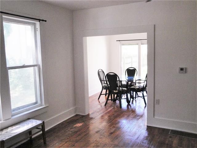 116 S Elm St, Ottawa, KS 66067