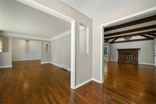 8803 Nall Ave, Overland Park, KS 66207